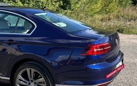 Volkswagen Passat B8 рестайлинг, 2017 год, 2 000 000 рублей, 16 фотография