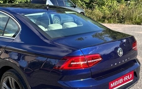 Volkswagen Passat B8 рестайлинг, 2017 год, 2 000 000 рублей, 15 фотография