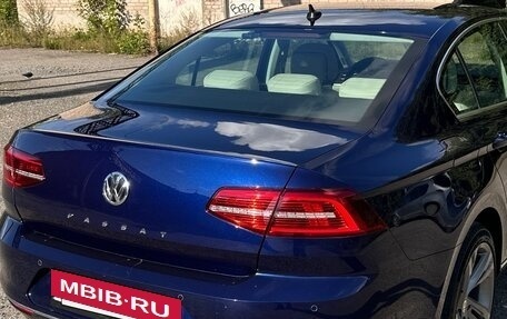 Volkswagen Passat B8 рестайлинг, 2017 год, 2 000 000 рублей, 14 фотография
