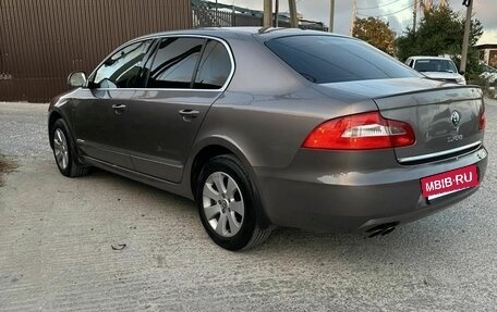 Skoda Superb III рестайлинг, 2011 год, 1 100 000 рублей, 4 фотография