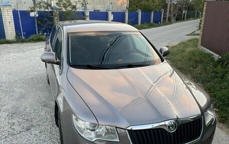 Skoda Superb III рестайлинг, 2011 год, 1 100 000 рублей, 7 фотография