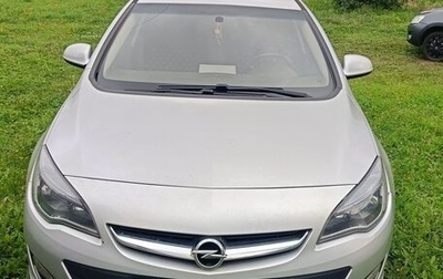 Opel Astra J, 2014 год, 810 000 рублей, 1 фотография