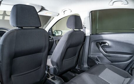 Volkswagen Polo VI (EU Market), 2013 год, 820 000 рублей, 15 фотография