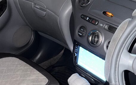 Toyota Vitz, 2000 год, 395 000 рублей, 11 фотография