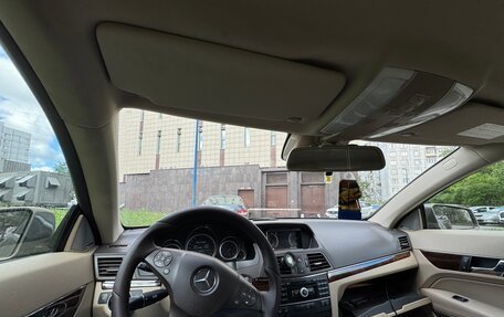 Mercedes-Benz E-Класс, 2010 год, 1 200 000 рублей, 6 фотография