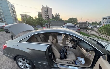 Mercedes-Benz E-Класс, 2010 год, 1 200 000 рублей, 8 фотография