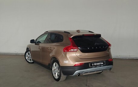 Volvo V40 II рестайлинг, 2013 год, 985 000 рублей, 6 фотография