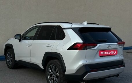 Toyota RAV4, 2024 год, 3 570 000 рублей, 3 фотография