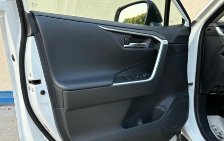 Toyota RAV4, 2024 год, 3 570 000 рублей, 19 фотография