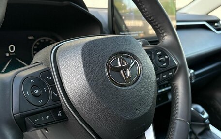 Toyota RAV4, 2024 год, 3 570 000 рублей, 12 фотография