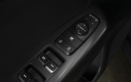 KIA Sportage IV рестайлинг, 2018 год, 2 226 000 рублей, 16 фотография