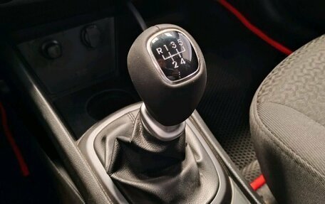KIA Rio III рестайлинг, 2015 год, 900 000 рублей, 18 фотография