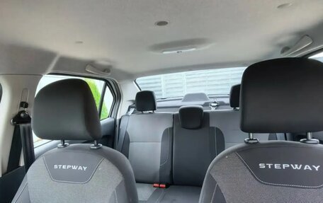 Renault Logan II, 2020 год, 1 200 000 рублей, 11 фотография