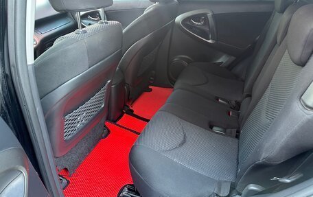 Toyota RAV4, 2011 год, 999 000 рублей, 14 фотография