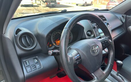 Toyota RAV4, 2011 год, 999 000 рублей, 12 фотография