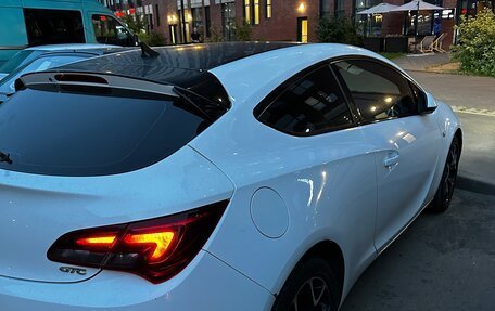 Opel Astra J, 2013 год, 650 000 рублей, 2 фотография