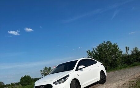 Hyundai Solaris II рестайлинг, 2019 год, 1 430 000 рублей, 8 фотография