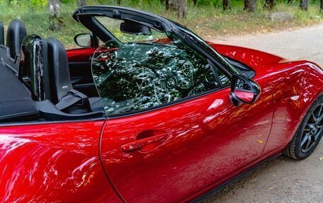 Mazda Roadster IV (ND), 2017 год, 2 250 000 рублей, 10 фотография