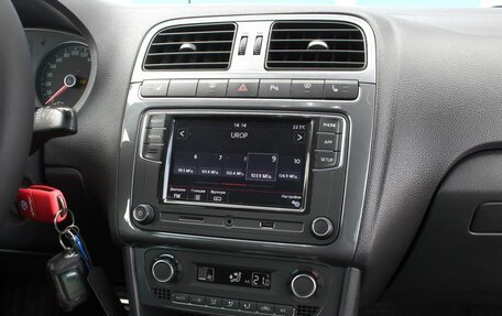 Volkswagen Polo VI (EU Market), 2018 год, 1 360 000 рублей, 17 фотография