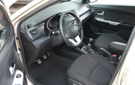 KIA Rio III рестайлинг, 2013 год, 790 000 рублей, 15 фотография