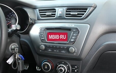 KIA Rio III рестайлинг, 2013 год, 790 000 рублей, 18 фотография