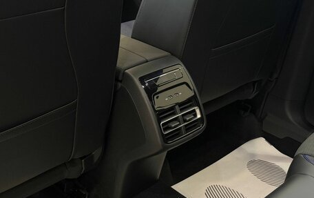 Volkswagen Tiguan, 2026 год, 4 990 000 рублей, 27 фотография