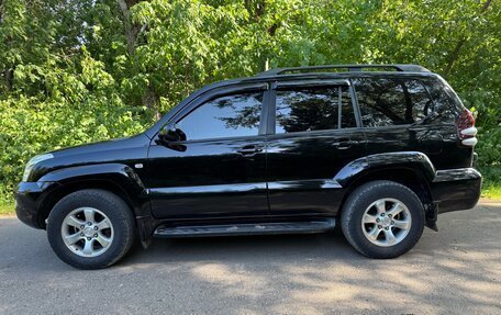 Toyota Land Cruiser Prado 120 рестайлинг, 2003 год, 2 200 000 рублей, 4 фотография