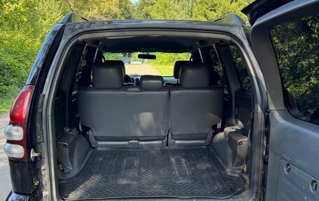 Toyota Land Cruiser Prado 120 рестайлинг, 2003 год, 2 200 000 рублей, 12 фотография