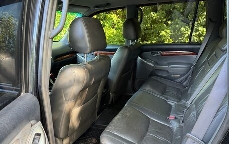 Toyota Land Cruiser Prado 120 рестайлинг, 2003 год, 2 200 000 рублей, 11 фотография