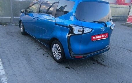 Toyota Sienta II, 2018 год, 1 390 000 рублей, 2 фотография