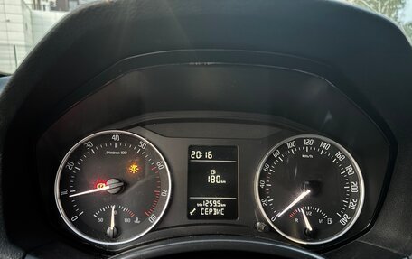 Skoda Octavia, 2011 год, 700 000 рублей, 30 фотография