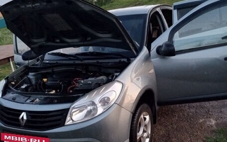 Renault Sandero I, 2010 год, 400 000 рублей, 11 фотография