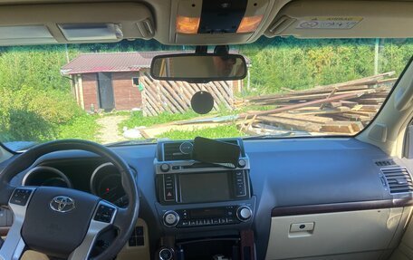 Toyota Land Cruiser Prado 150 рестайлинг 2, 2015 год, 2 950 000 рублей, 8 фотография