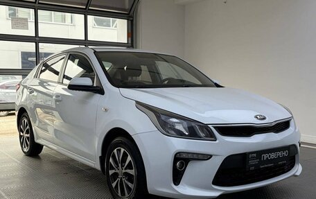 KIA Rio IV, 2019 год, 1 599 000 рублей, 3 фотография