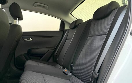 KIA Rio IV, 2019 год, 1 599 000 рублей, 15 фотография