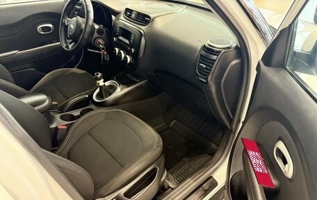 KIA Soul II рестайлинг, 2014 год, 899 000 рублей, 19 фотография