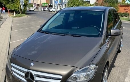 Mercedes-Benz B-Класс, 2012 год, 1 250 000 рублей, 3 фотография