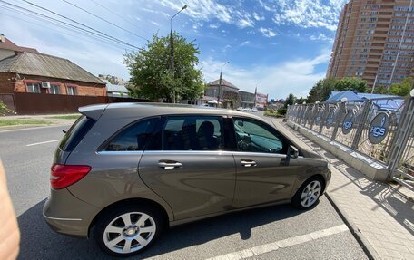 Mercedes-Benz B-Класс, 2012 год, 1 250 000 рублей, 13 фотография