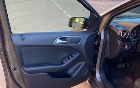 Mercedes-Benz B-Класс, 2012 год, 1 250 000 рублей, 25 фотография