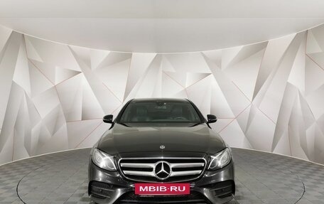 Mercedes-Benz E-Класс, 2017 год, 1 925 000 рублей, 7 фотография