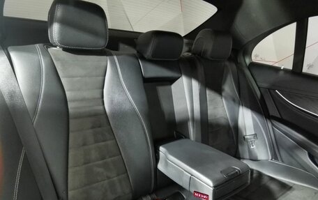 Mercedes-Benz E-Класс, 2017 год, 1 925 000 рублей, 16 фотография