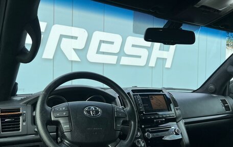 Toyota Land Cruiser 200, 2013 год, 4 350 000 рублей, 6 фотография