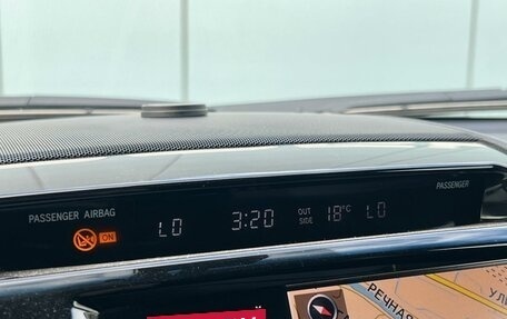 Toyota Land Cruiser 200, 2013 год, 4 350 000 рублей, 22 фотография