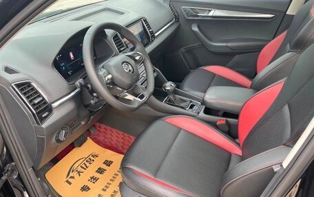 Skoda Karoq I, 2022 год, 2 180 000 рублей, 5 фотография
