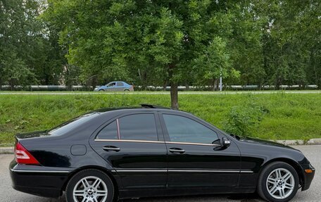 Mercedes-Benz C-Класс, 2004 год, 499 000 рублей, 3 фотография