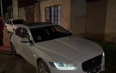 Jaguar XE I рестайлинг, 2018 год, 2 300 000 рублей, 15 фотография