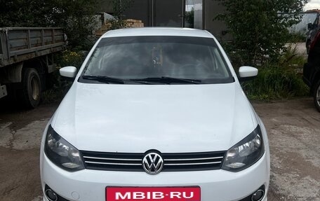 Volkswagen Polo VI (EU Market), 2015 год, 780 000 рублей, 2 фотография