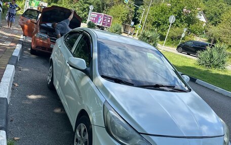 Hyundai Solaris II рестайлинг, 2013 год, 550 000 рублей, 4 фотография