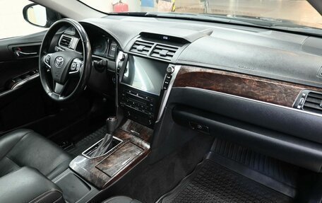 Toyota Camry, 2017 год, 2 179 900 рублей, 9 фотография