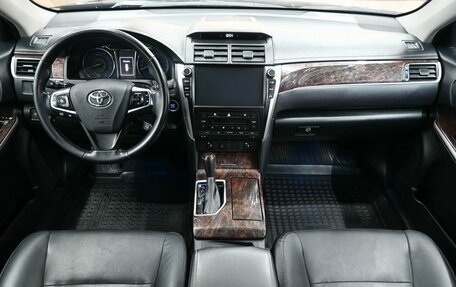 Toyota Camry, 2017 год, 2 179 900 рублей, 8 фотография
